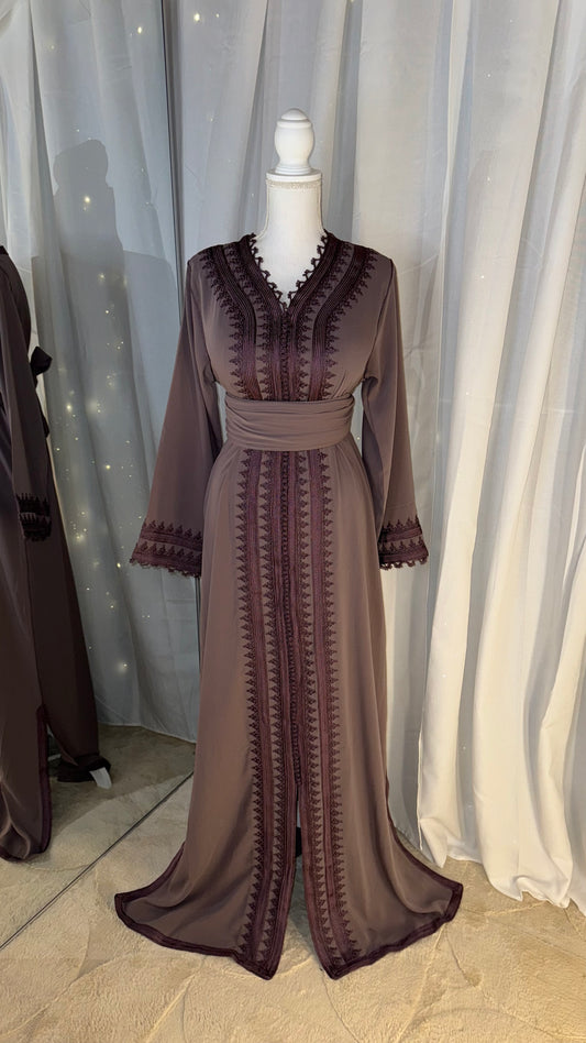 Caftan taupe éclat prune