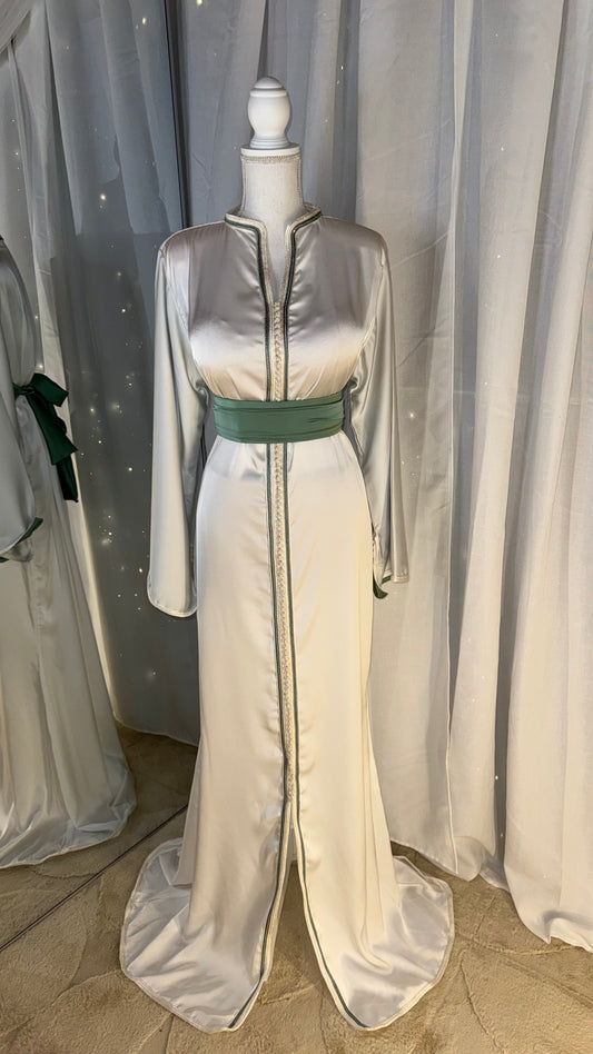 Caftan blanc touche verte