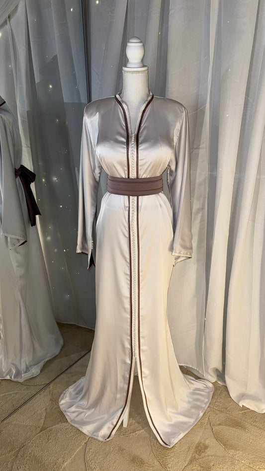 Caftan blanc contrastes marron